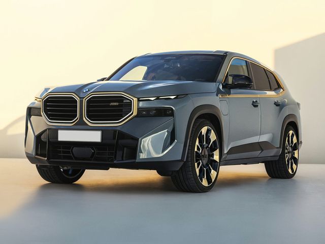 2023 BMW XM Base