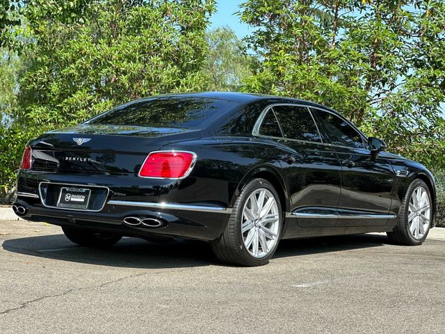 2023 Bentley Flying Spur V8