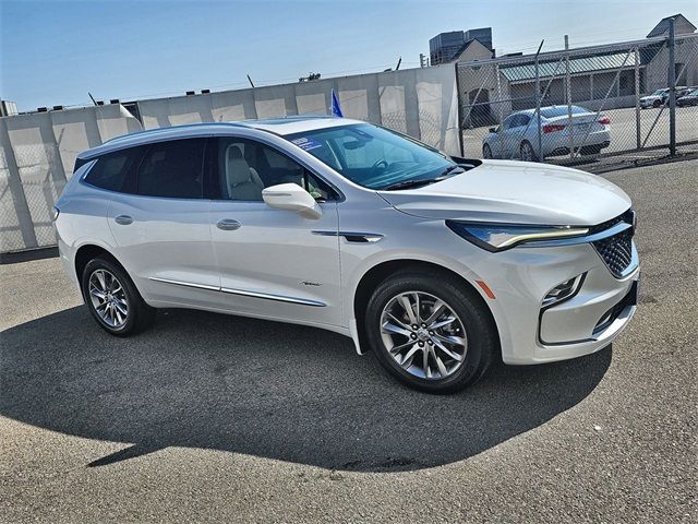 2023 Buick Enclave Avenir