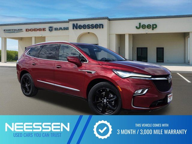 2023 Buick Enclave Essence