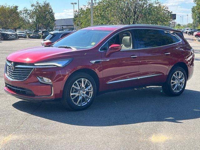 2023 Buick Enclave Essence