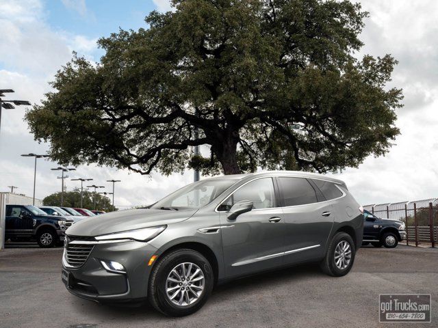 2023 Buick Enclave Essence