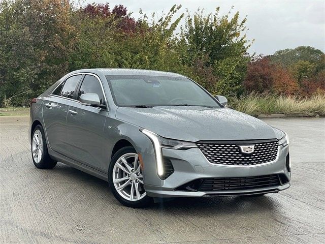 2023 Cadillac CT4 Luxury