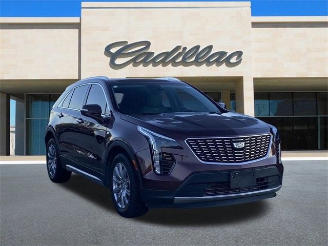 2023 Cadillac XT4 Premium Luxury