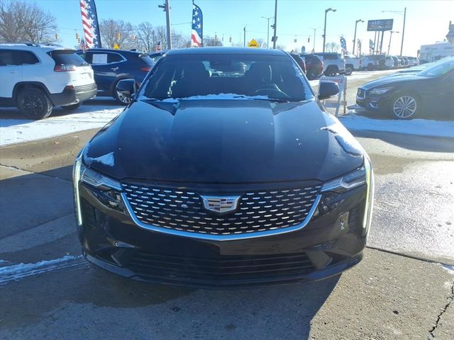 2023 Cadillac CT4 Luxury