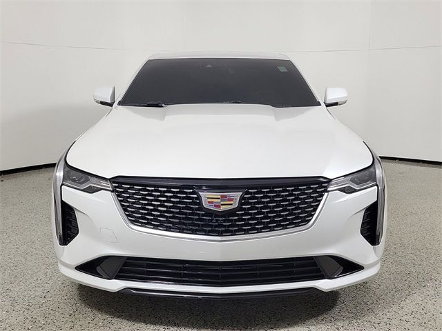 2023 Cadillac CT4 Luxury