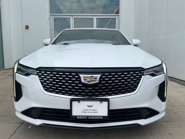 2023 Cadillac CT4 Luxury
