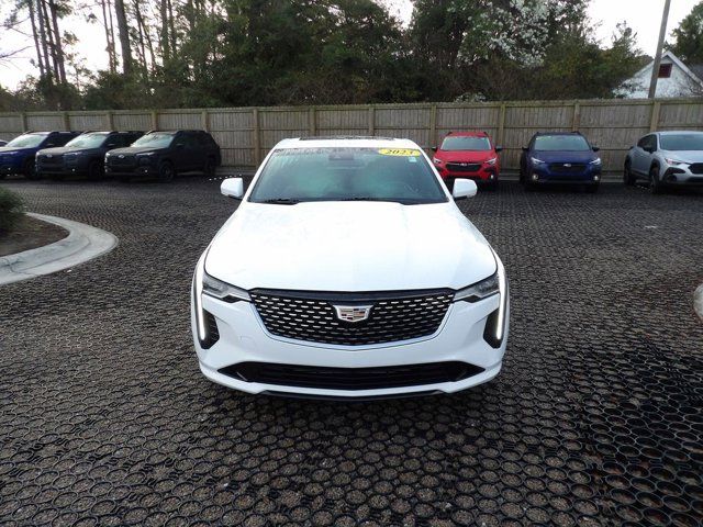 2023 Cadillac CT4 Luxury