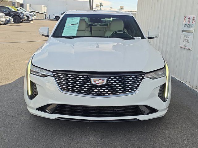 2023 Cadillac CT4 Luxury