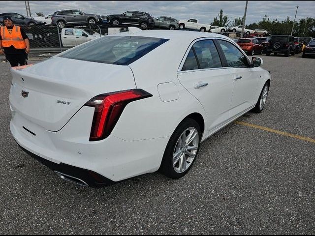 2023 Cadillac CT4 Luxury