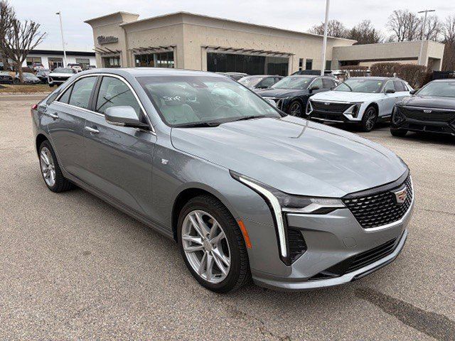 2023 Cadillac CT4 Luxury