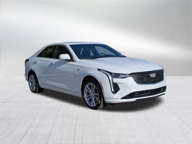 2023 Cadillac CT4 Luxury