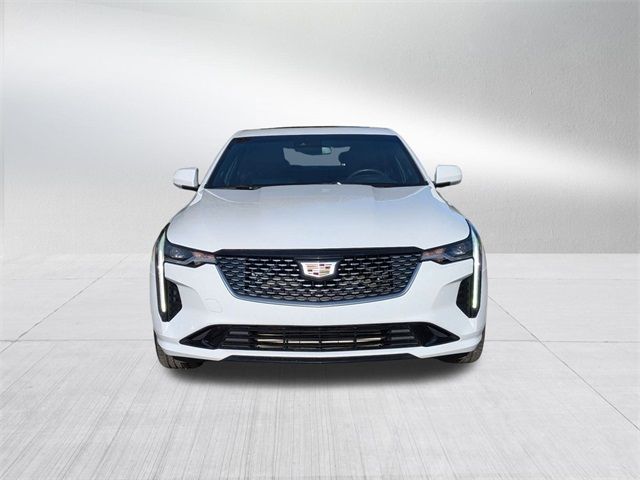 2023 Cadillac CT4 Luxury