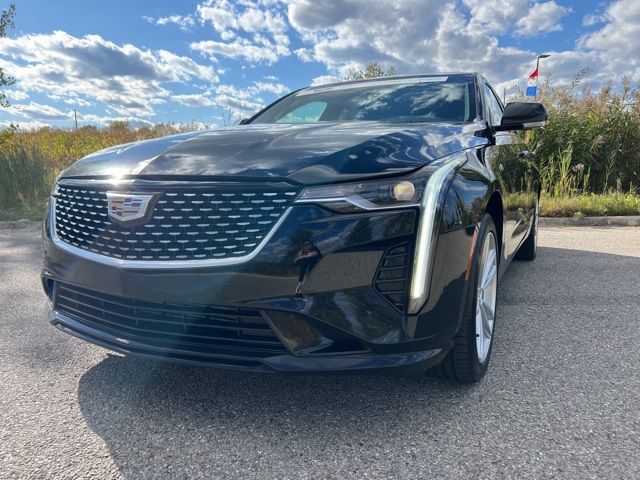 2023 Cadillac CT4 Luxury