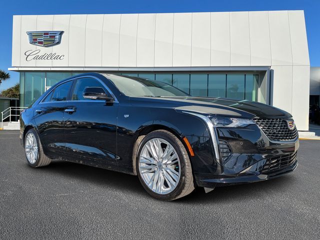 2023 Cadillac CT4 Premium Luxury
