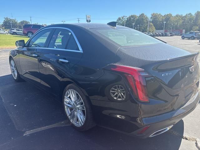 2023 Cadillac CT4 Premium Luxury