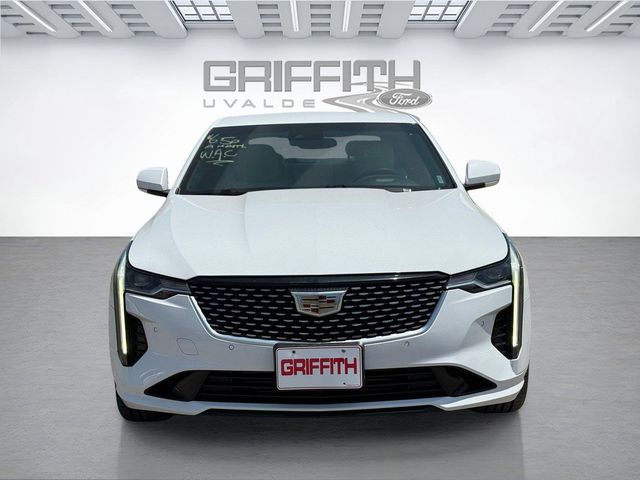 2023 Cadillac CT4 Premium Luxury