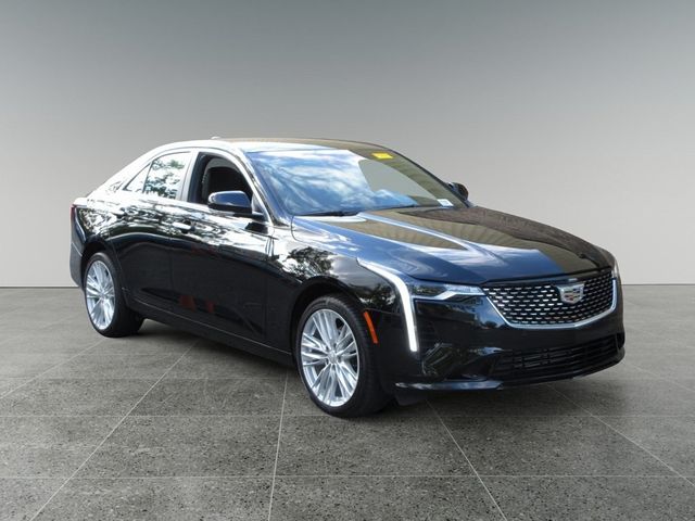 2023 Cadillac CT4 Premium Luxury