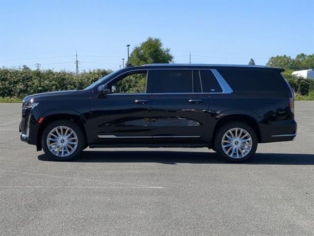 2023 Cadillac Escalade ESV 4WD Premium Luxury