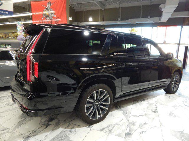 2023 Cadillac Escalade ESV 4WD Sport Platinum