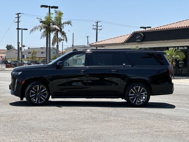 2023 Cadillac Escalade ESV 4WD Sport