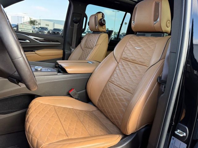 2023 Cadillac Escalade ESV 4WD Sport
