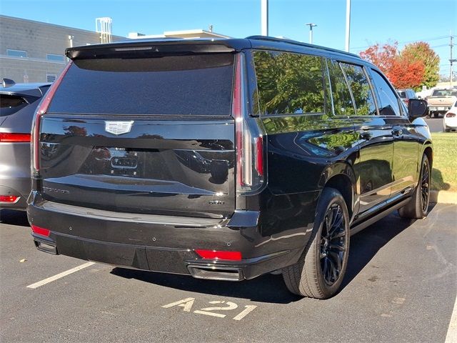 2023 Cadillac Escalade ESV 4WD Sport Platinum