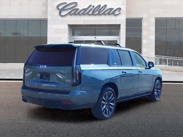 2023 Cadillac Escalade ESV 4WD Sport Platinum