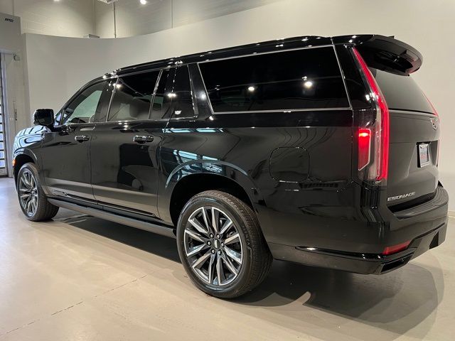 2023 Cadillac Escalade ESV 4WD Sport Platinum