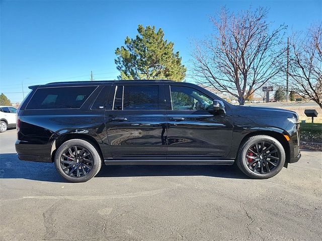 2023 Cadillac Escalade ESV 4WD Sport Platinum