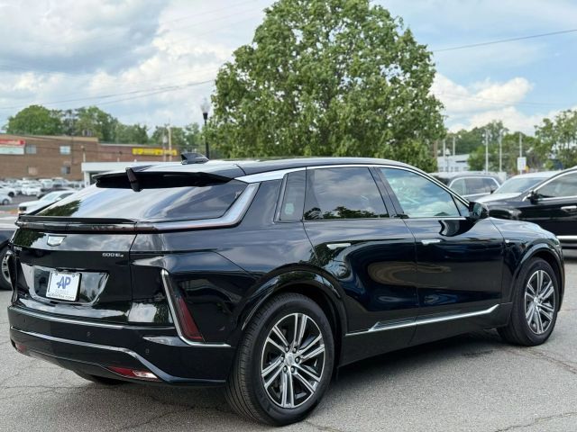 2023 Cadillac LYRIQ AWD Luxury