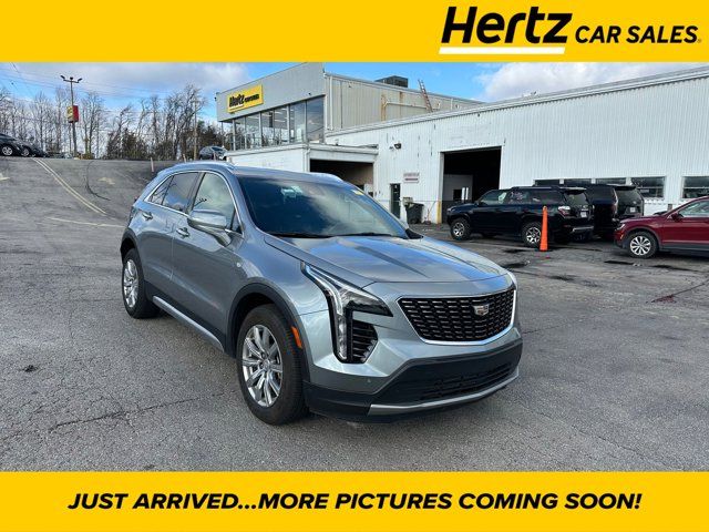 2023 Cadillac XT4 Premium Luxury