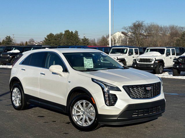 2023 Cadillac XT4 Luxury