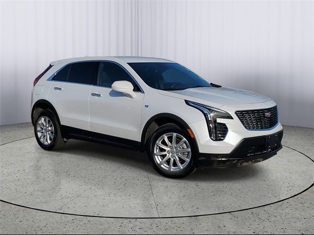 2023 Cadillac XT4 Luxury