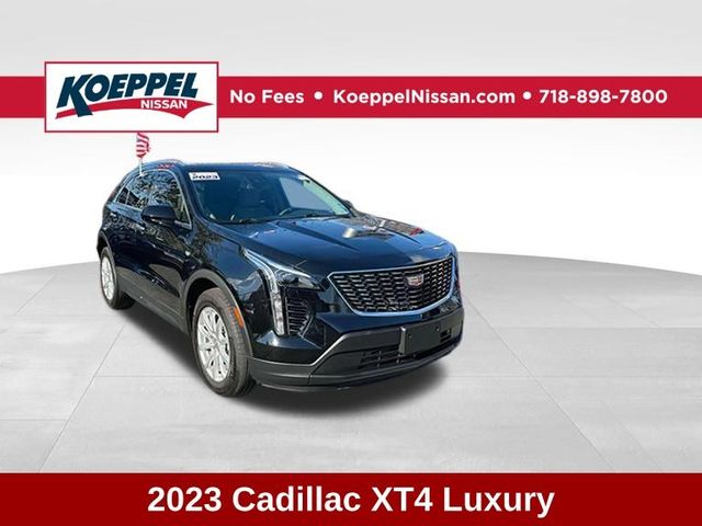 2023 Cadillac XT4 Luxury