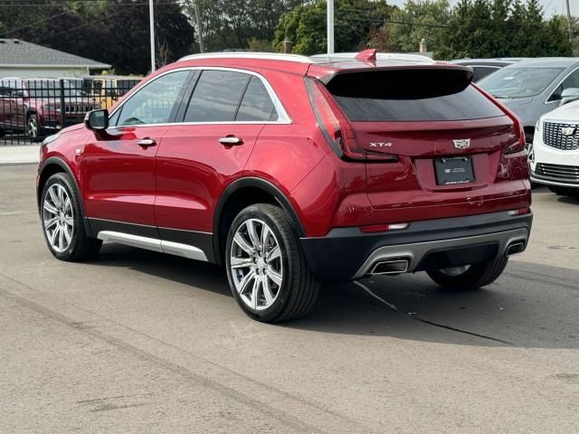 2023 Cadillac XT4 Premium Luxury