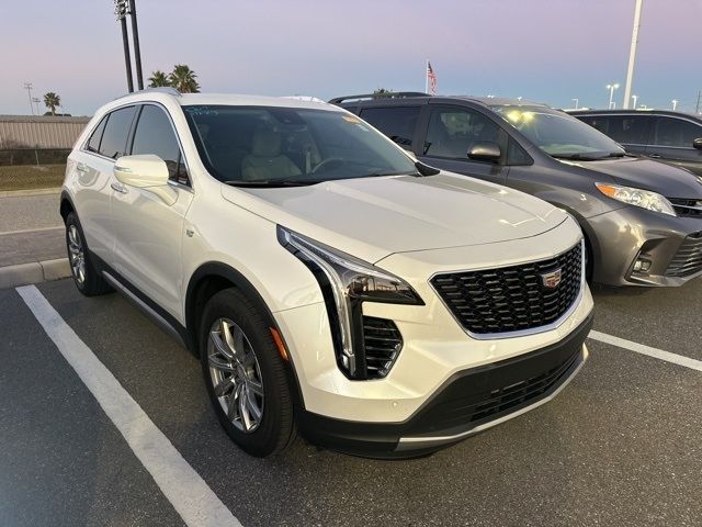 2023 Cadillac XT4 Premium Luxury