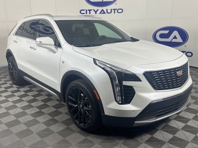 2023 Cadillac XT4 Premium Luxury