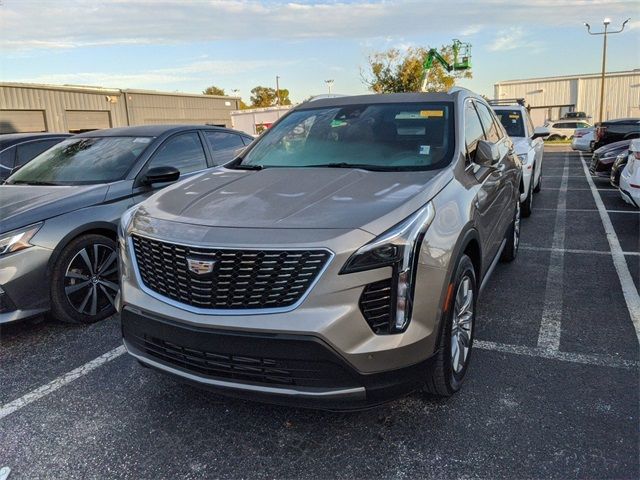 2023 Cadillac XT4 Premium Luxury