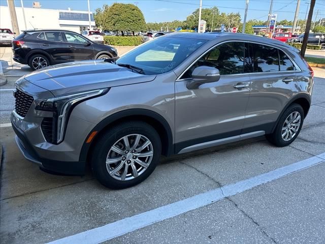 2023 Cadillac XT4 Premium Luxury