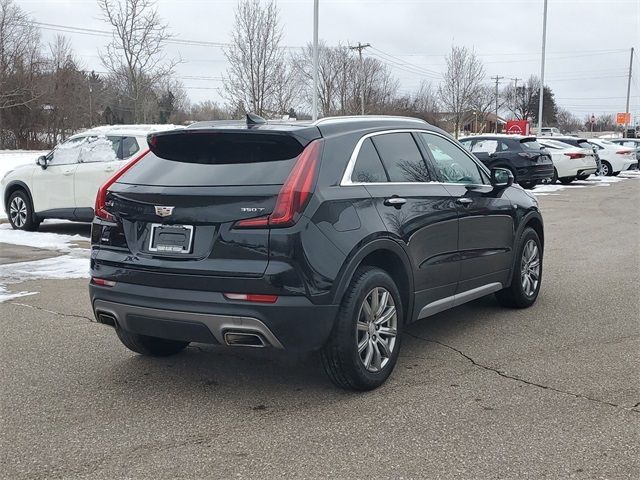 2023 Cadillac XT4 Premium Luxury