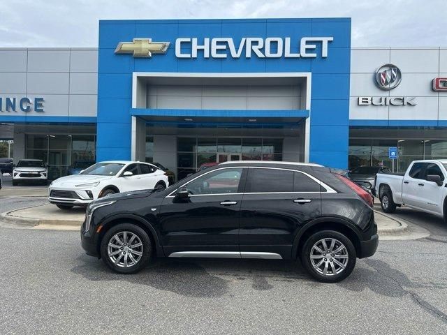 2023 Cadillac XT4 Premium Luxury