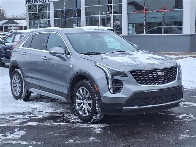 2023 Cadillac XT4 Premium Luxury