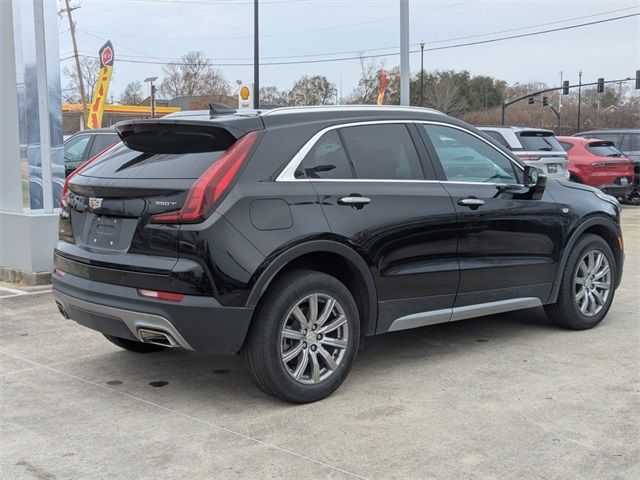 2023 Cadillac XT4 Premium Luxury