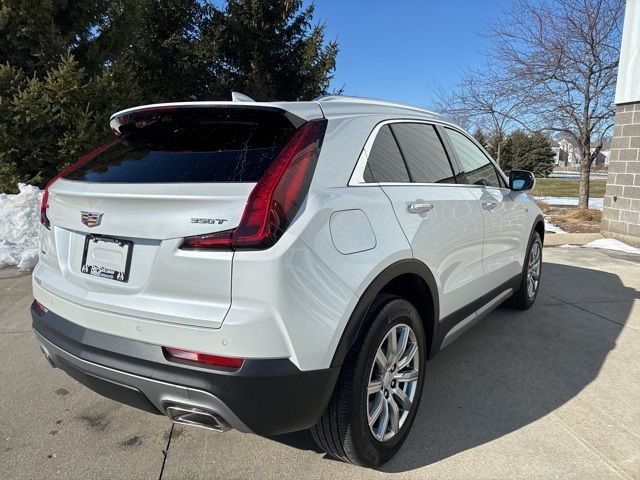 2023 Cadillac XT4 Premium Luxury