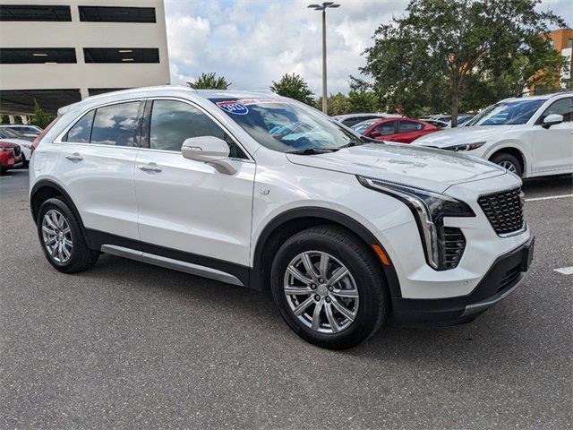 2023 Cadillac XT4 Premium Luxury