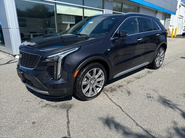 2023 Cadillac XT4 Premium Luxury