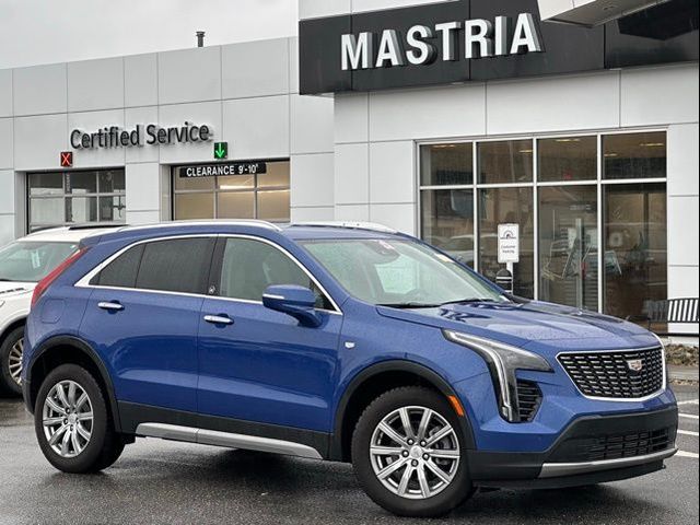 2023 Cadillac XT4 Premium Luxury