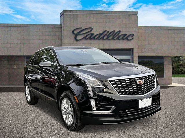 2023 Cadillac XT5 Luxury