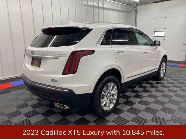 2023 Cadillac XT5 Luxury